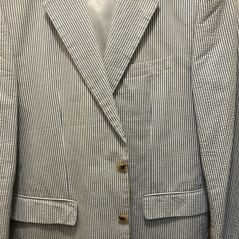 Seersucker blazer. Classic blue/ivory stripe